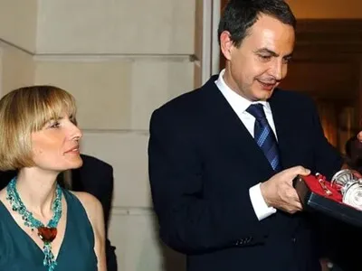 Un collar de Jenny Polanco figura entre las joyas halladas en el despacho de Zapatero