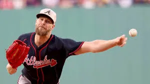 Chris Sale alcanza los 200 ponches por novena vez; Juan Brito le pegó un cuadrangular