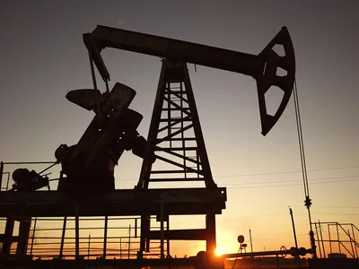 El petróleo de Texas sube un 2.11 % pendiente de Irán y de la cumbre Trump-Xi