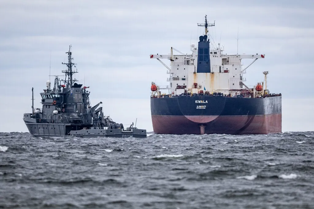 Una idea inquietante está tomando fuerza: mientras Europa se blinda y prepara hospitales, la defensa de España frente a Rusia ha saltado por los aires