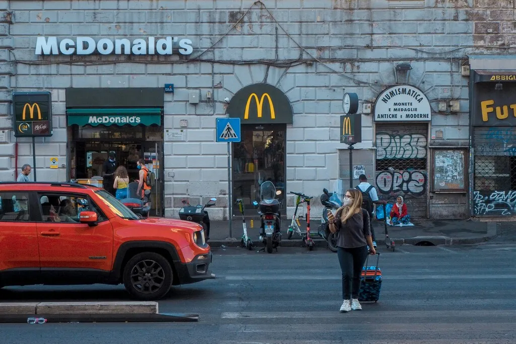 Ozempic e inflación han obligado a McDonald´s a hacer algo impensable hace solo unos años: fiar su futuro al pollo