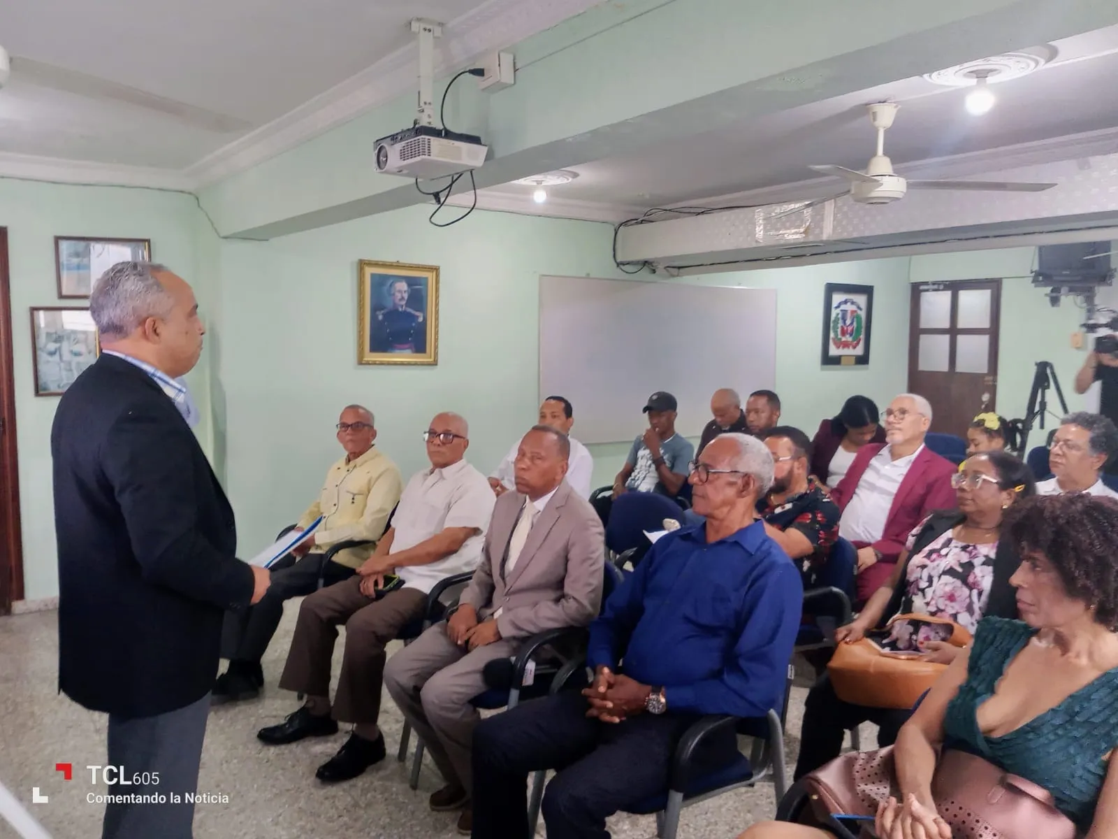 ​Filial SNTP-SDE capta la atención de comunicadores con la charla 