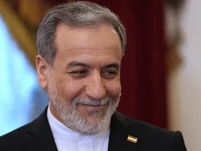 Irán propone reabrir en un plazo de siete días del estrecho de Ormuz