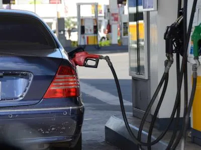 Gobierno: precios internacionales de los refinados determinan el costo de los combustibles en RD