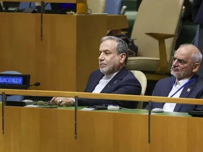 Irán dice que espera una respuesta de EE. UU. después de nuevas conversaciones indirectas