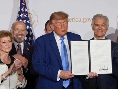Qué se sabe del código de buenas prácticas firmado por los gigantes estadounidenses de la IA