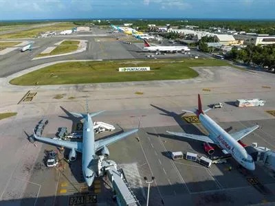 El Gobierno aplica el descuento por temperatura en el combustible de aviones