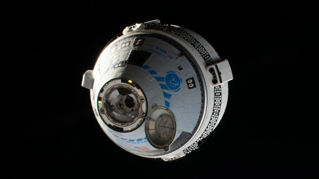 Dos astronautas atrapados nueve meses, cinco propulsores averiados y fugas de helio. Y aun así la NASA sigue confiando en la Starliner