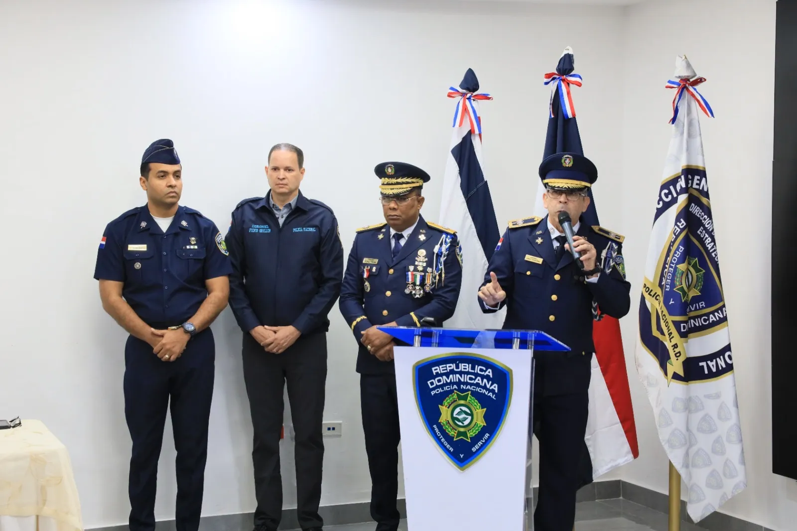 Policía Nacional registra 53,877 órdenes pendientes de arresto y captura de presuntos delincuentes por distintos delitos incluyendo homicidios, robos, fraude, microtráfico, entre otros