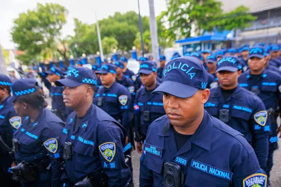 La violencia de la Policía levanta más críticas pero el Gobierno la defiende