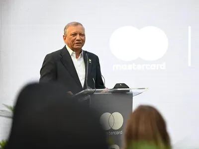 Banreservas y Mastercard lanzan tarjeta comercial para empresas y pymes