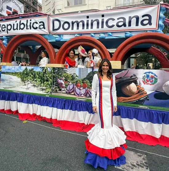 Madrid corona a Mariasela Álvarez y Manuel Montilla como embajadores del carnaval dominicano
