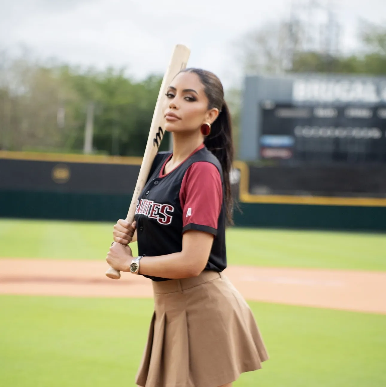 Melissa Santos suma un nuevo paso a su carrera como animadora de los Gigantes del Cibao