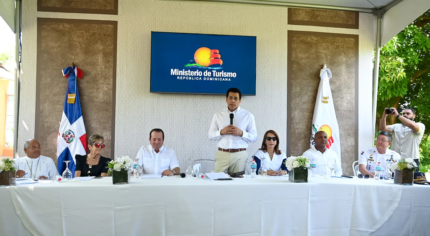 David Collado deja iniciadas obras en Maimón, Puerto Plata, por más de 168 millones de pesos