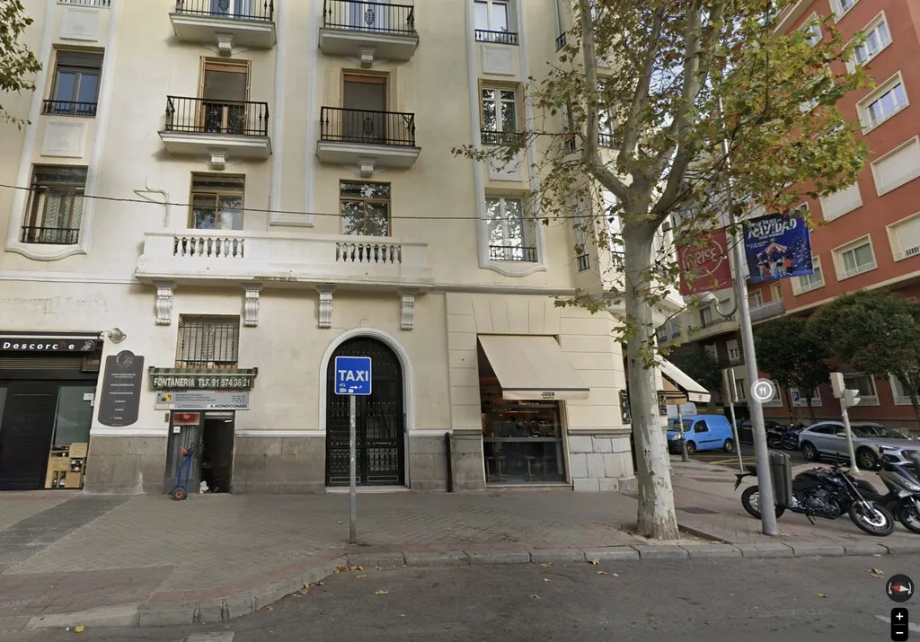 A 300 metros de la casa de Maricarmen hay un increíble fraude turístico con más de 800 personas afectadas