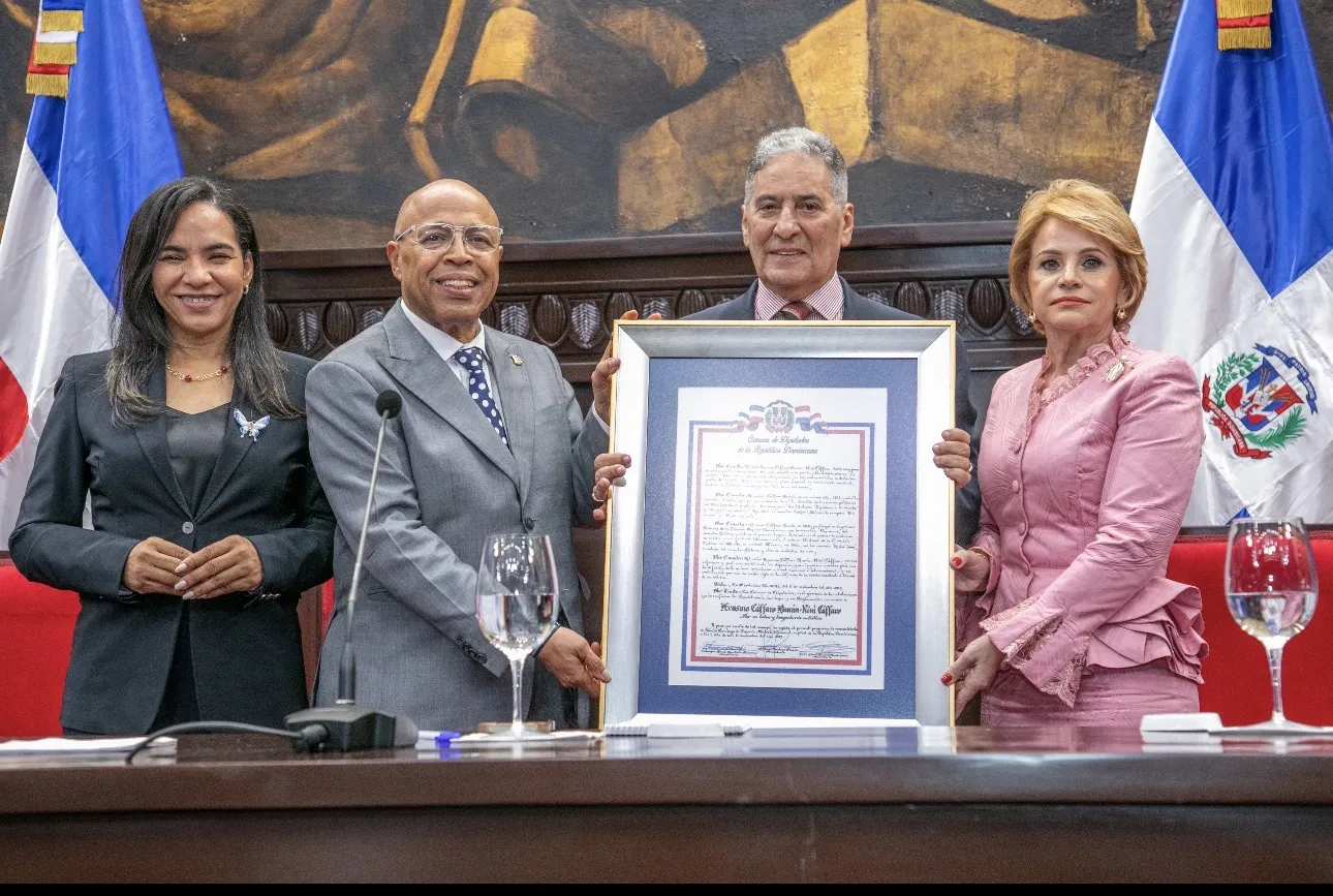 Cámara de Diputados reconoce a Niní Cáfaro, Leonel Lirio y Janina Rosado,  por sus destacadas trayectorias en el país