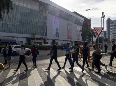 Mujeres encabezan la población en edad de trabajar en la República Dominicana