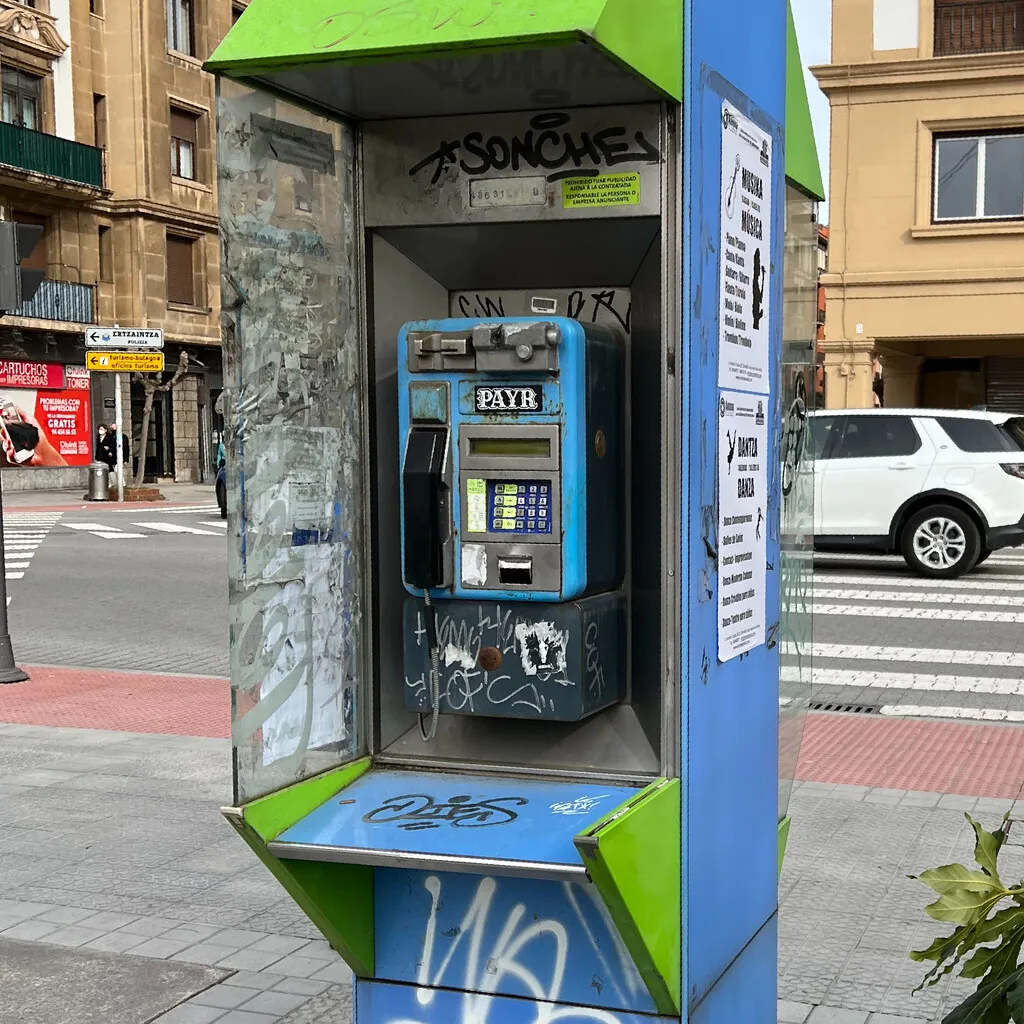 Tras 28 años, la fibra y el 5G han librado a Telefónica de la obligación de prestar el Servicio Universal de Telecomunicaciones