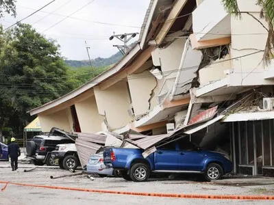 Terremoto de magnitud 7,7 deja al menos dos heridos en Panamá y edificios colapsados