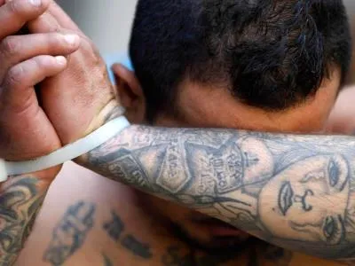 México detiene a presunto líder de la Mara 18 buscado por El Salvador por 15 homicidios