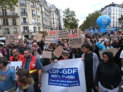 "&iexcl;Somos el futuro!": las protestas estudiantiles regresan a las calles de Francia