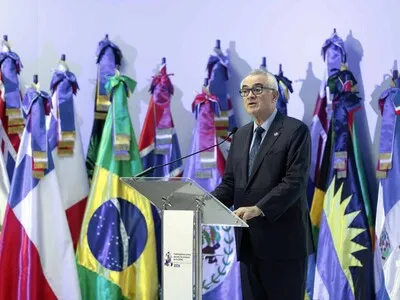 El comercio exterior de Latinoamérica crecerá un 20 % en 2026, según la Cepal