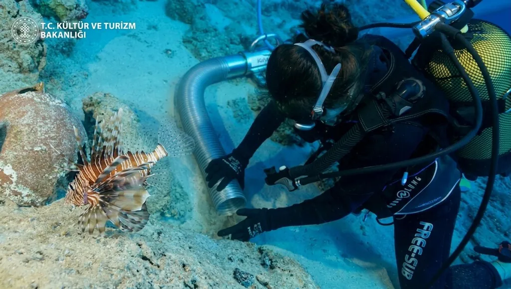 Mientras se construía la Gran Pirámide hace 4.700 años, un barco se hundía en el Mediterráneo: es el naufragio más antiguo jamás conocido