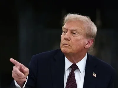 Aprobación de Trump cae a su mínimo histórico a semanas de las elecciones de medio mandato