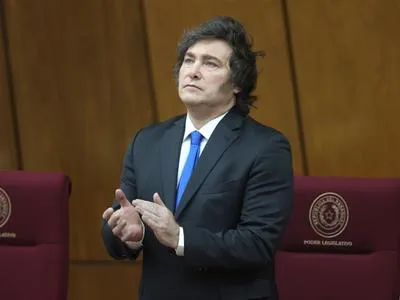 Argentina incentiva el retiro de 20,000 empleados públicos