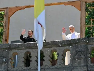 El papa León XIV habló por teléfono con Zelenski, informó el Vaticano