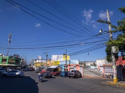 Apagones afectan sectores de SDE por trabajos de Edeeste