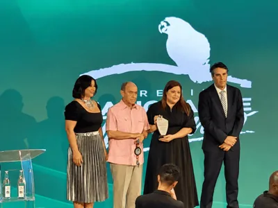 Resumen Turismo recibe Premio Nacional de Turismo 2026 por su trayectoria