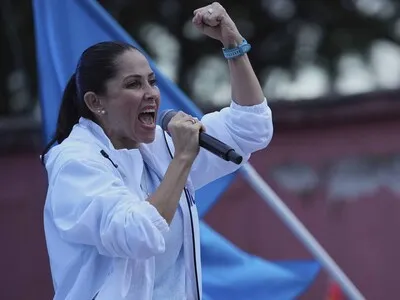 La Policía de Ecuador detiene a la excandidata presidencial del correísmo Luisa González