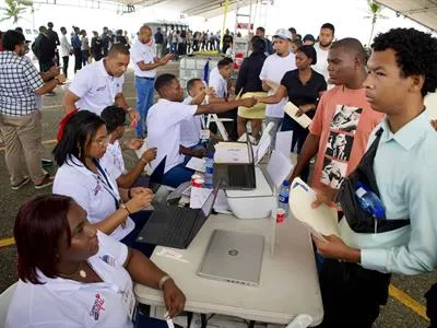 Ministerio de la Juventud convoca a feria de empleos para llenar 1,300 vacantes