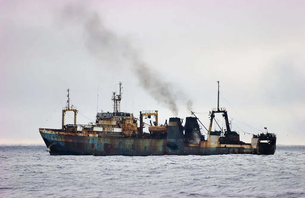 17 pesqueros rusos han merodeado más de 500 veces cerca de cables submarinos críticos. La sospecha es que no pescaban