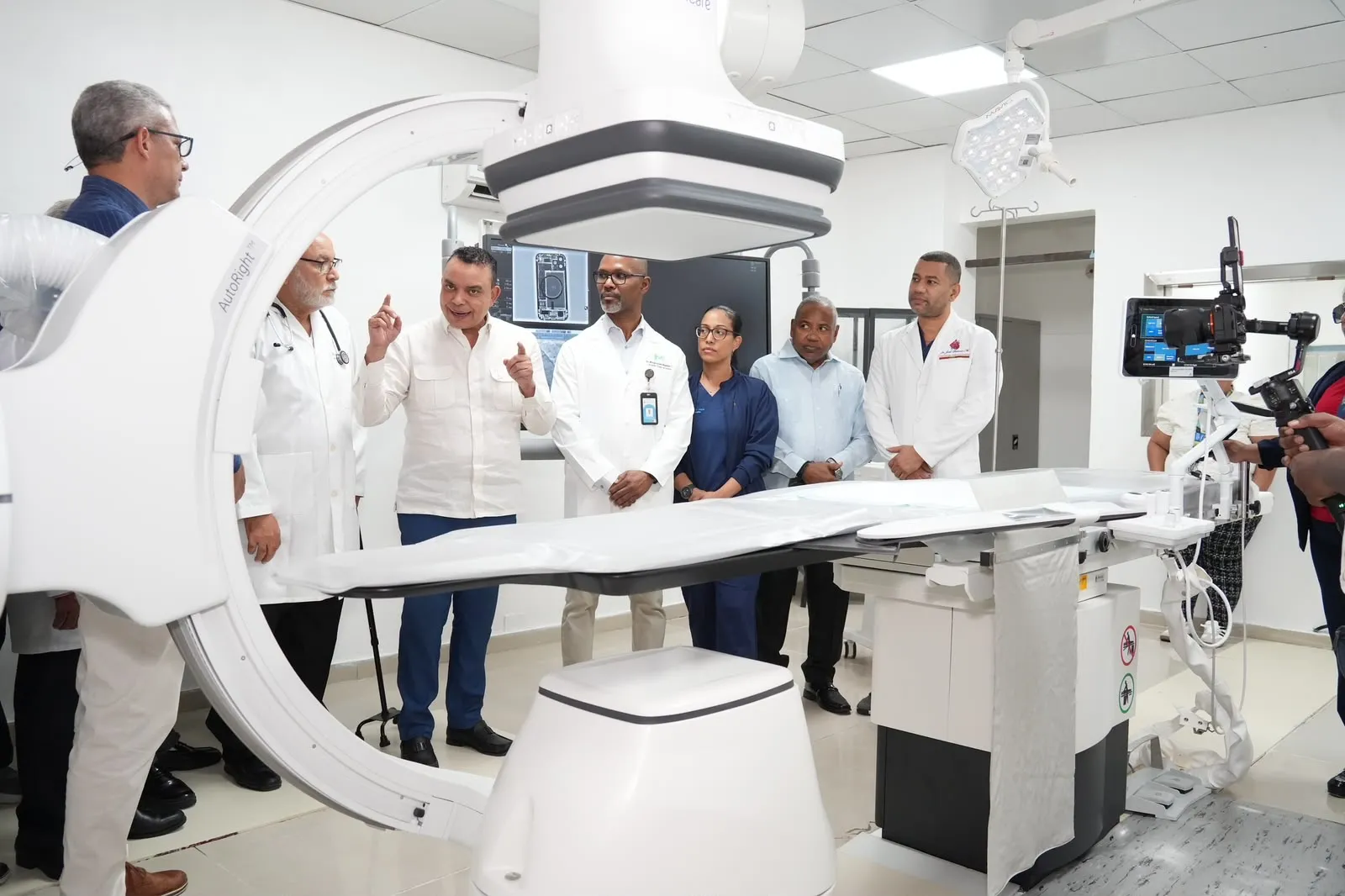 SNS inaugura moderna  Unidad de Hemodinamia en el Gautier en vísperas de su 75.º aniversario