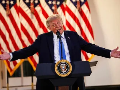 Trump afirma que los buques de EE. UU. "pasarán" por Cuba tras la guerra en Irán