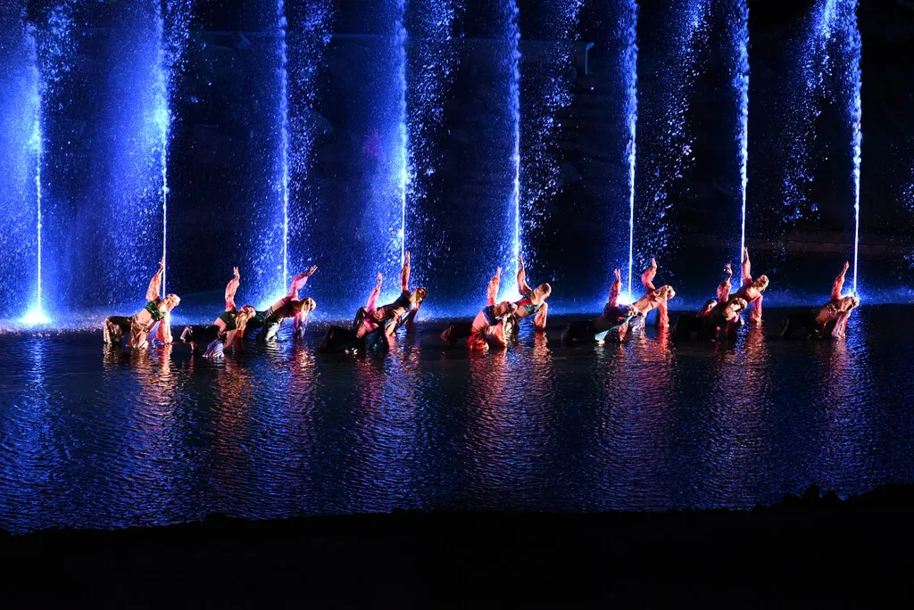 Puy du Fou España gana a Disneyland París y es el mejor parque de Europa. Pero hay una colina de la que nadie quiere hablar