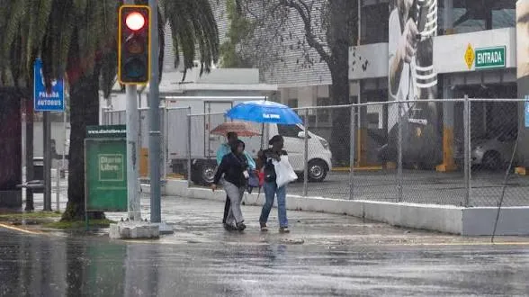 Continuarán las lluvias este fin de semana en zonas del país por la incidencia de una vaguada