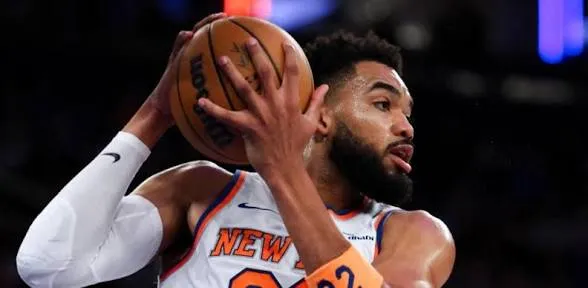 Towns logra doble doble, pero sin fortuna para los Knicks; el Heat también cae