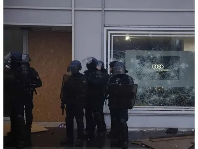 Disturbios en varias ciudades francesas al término de las manifestaciones