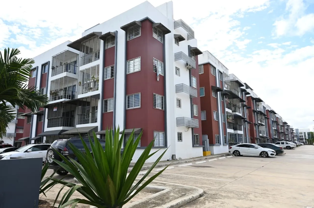Banreservas financia con más de RD$200 millones apartamentos en Las Acacias II