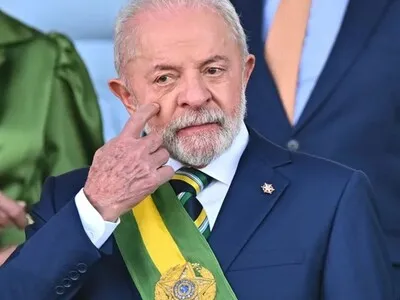 Lula: "Vencimos la intromisión que vino desde las plataformas digitales"