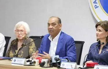 El PRM pone a la hija de Jorge Frías en terna para ocupar su curul y mantiene práctica de herencia