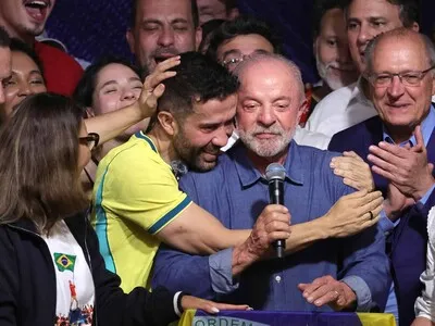André Janones, el "general" del ejército digital de Lula en Brasil