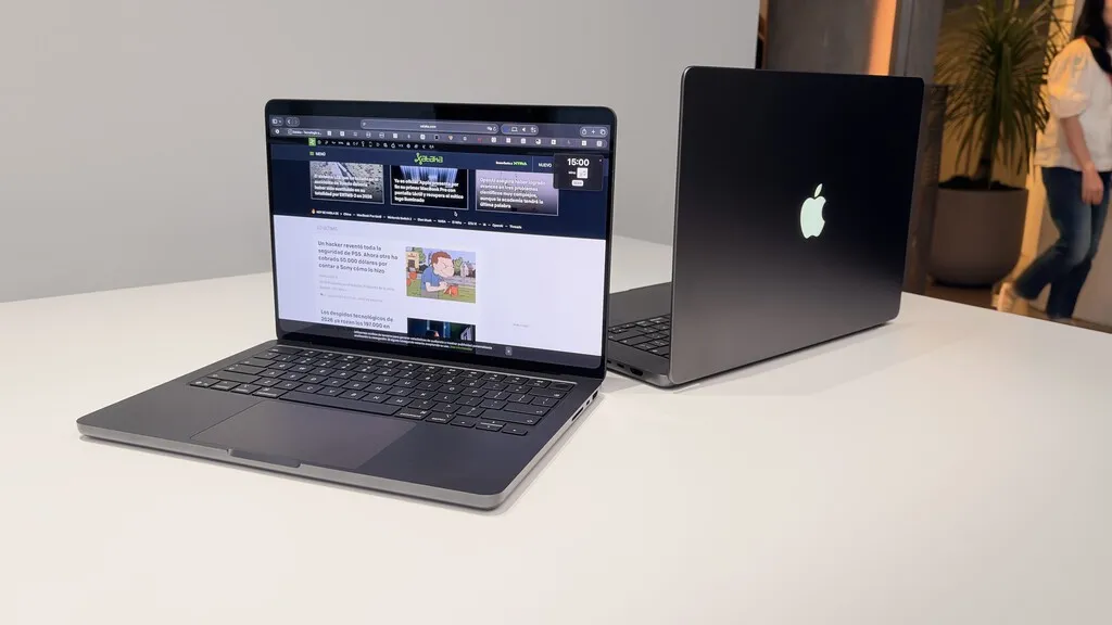 He probado el nuevo MacBook Pro táctil: no tenía claro para qué querría tocar su pantalla. He encontrado las primeras respuestas