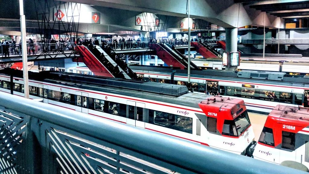 La huelga de maquinistas paraliza Renfe en Madrid: líneas cerradas y servicios mínimos en duda