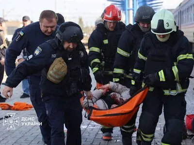 Al menos 14 muertos en un ataque ruso contra una estación de tren en Ucrania