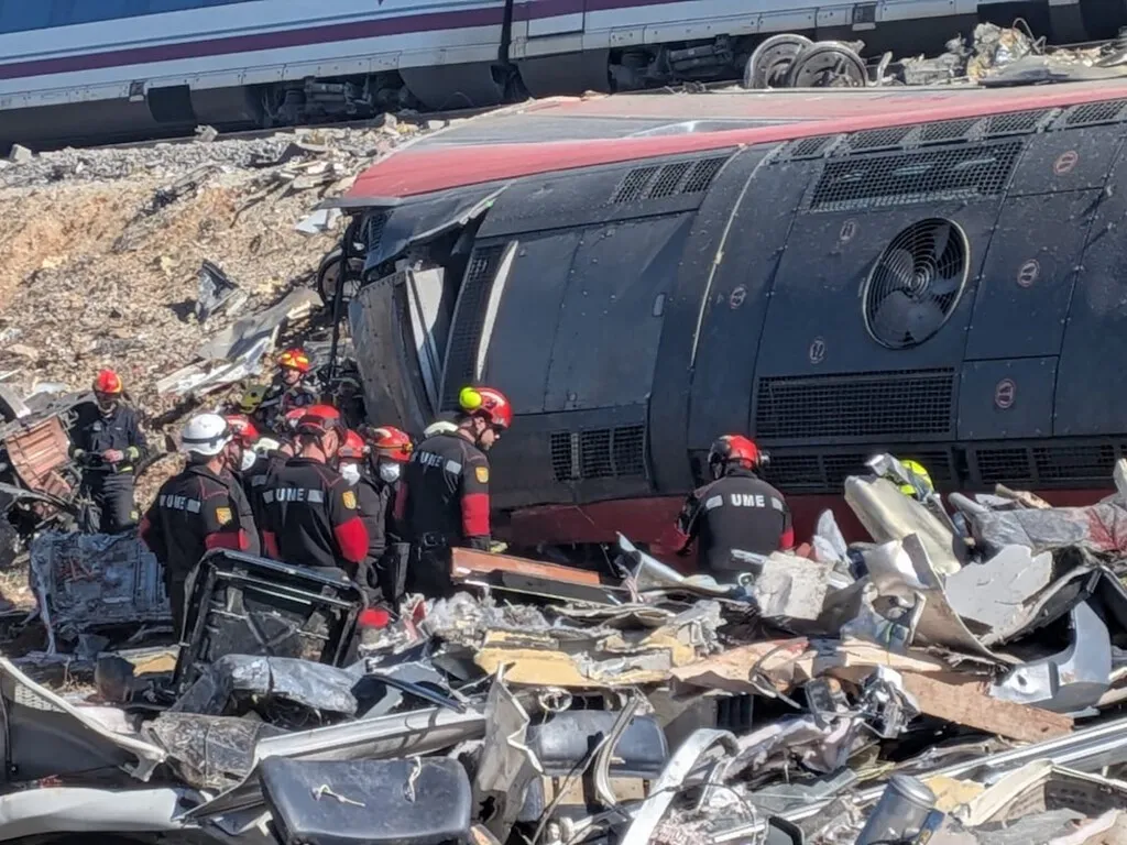 "La colisión se produjo a una velocidad que se estima entre 160 y 200 km/h": la AITAT ya tiene sus primeras conclusiones