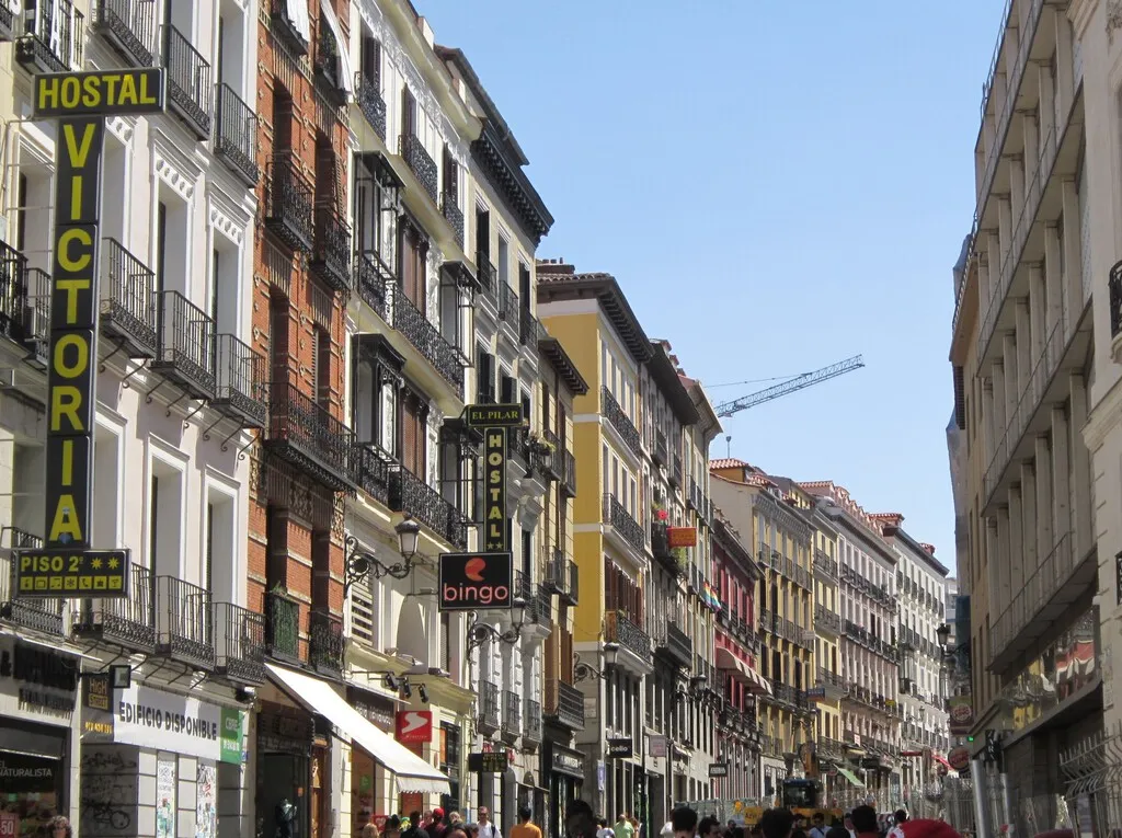 El Plan 18.000: las familias madrileñas que pagaron sus casas hace 30 años y siguen sin ser dueñas del suelo